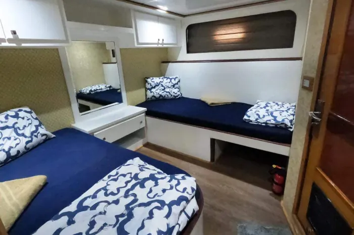 Cabin with Two Single Beds on M/Y Andromeda in Saudi Arabia